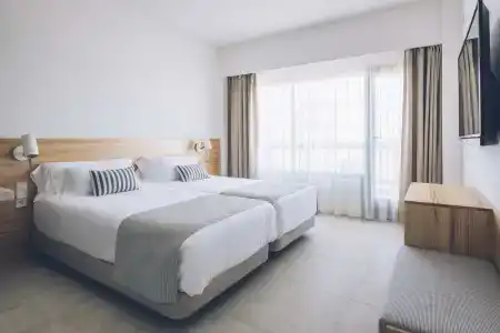 Aya Seahotel - 1