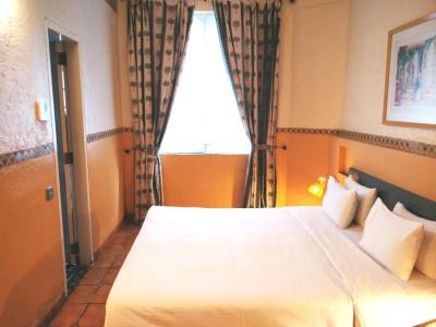 The Gordon House, Colaba - 23
