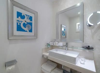 Lani's Suites de Luxe - Adults Only - 61