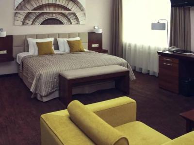 Mercure - 4