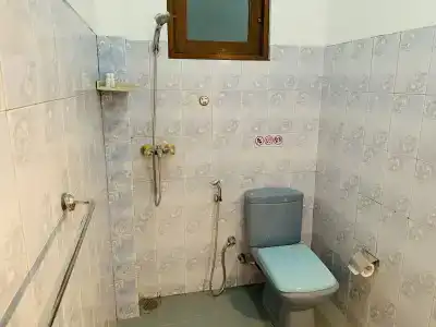 Sam's Guest House - 31