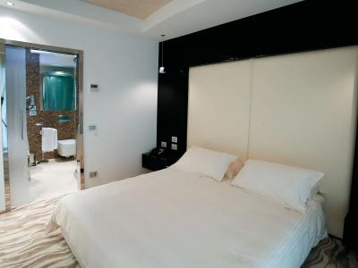 Premier & Suites - Premier Resort - 75