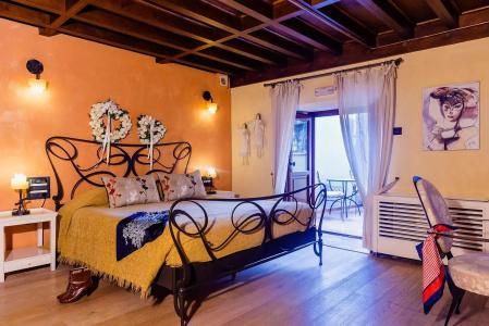 Avalon Boutique Suites - 26