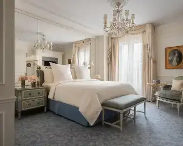 Four Seasons George v Paris - 5