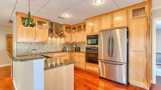 Riverwalk Plaza - 158