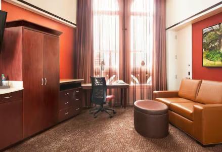 The Emily Morgan - a Doubletree By Hilton - 87