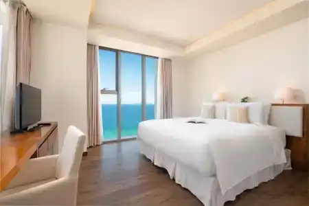 a La Carte Da Nang Beach - 76