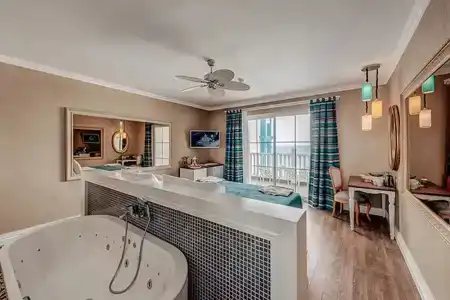 Rubi Platinum Spa Resort & Suites - 67