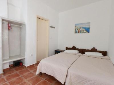 Anny Studios Perissa Beach - 36