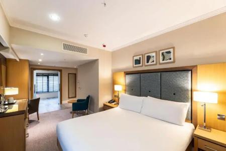 DoubleTree by Hilton London Victoria - 6
