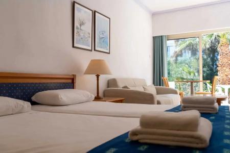 Paphos Gardens Holiday Resort - 46