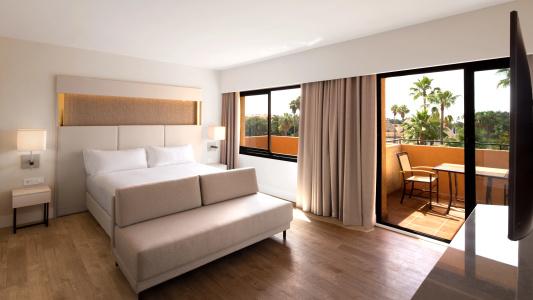 DoubleTree by Hilton Islantilla Beach Golf Resort - 4