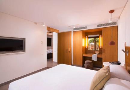 Kernos Beach & Bungalows - 32