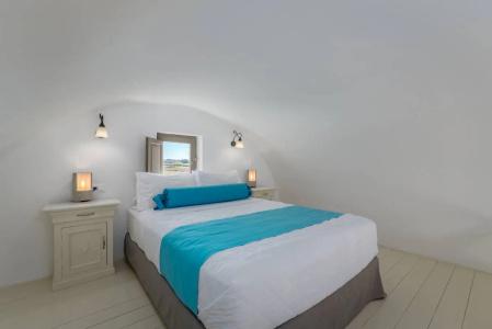 En Plo Boutique Suites Oia Santorini - 59