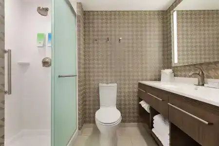 Home2 Suites By Hilton Portland Airport - 69