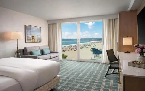 del Coronado, Curio Collection by Hilton - 86