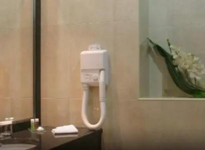 Ramada & Suites by Wyndham Bucharest North - 23