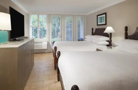 Pier House & Spa - 73