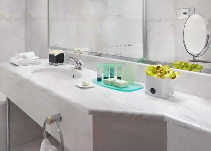 Njv Athens Plaza - 32