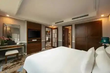 The Oriental Jade - 100