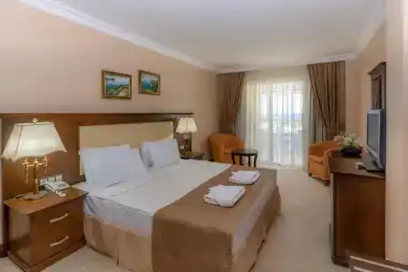 Latanya Park Resort - 42