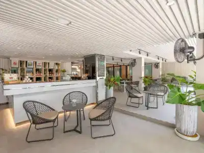 Legacy Suites Sukhumvit - Sha Extra Plus - 32