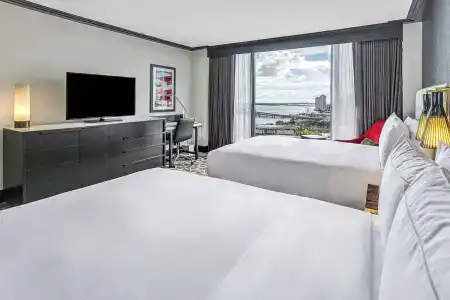 Hilton Miami Downtown - 6