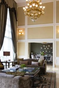 The Ritz-Carlton, - 98