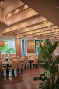 Holiday Inn Express Shanghai Putuo, An Ihg - 18