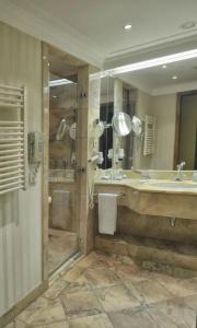 Savoy by Prague Castle - Free Garage Mo - Sun - 26