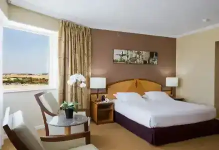 Hilton Paris Charles De Gaulle Airport - 48