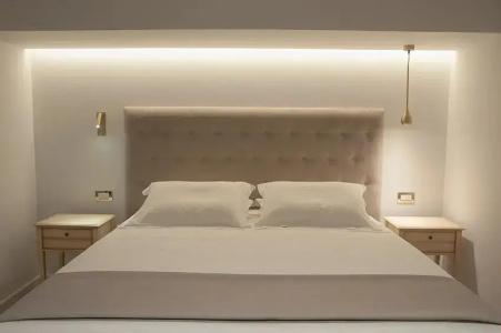 Acropolian Spirit Boutique - 53