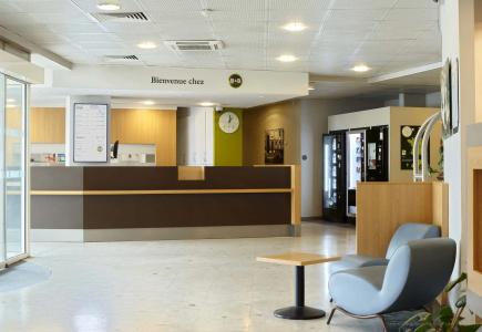 b&b hôTel Paris Roissy Cdg aéRoport - 1