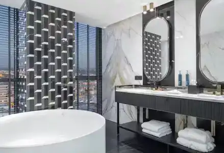 Doubletree By Hilton - 48