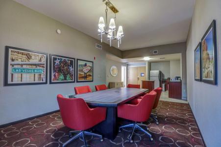 Hampton Inn Tropicana Las Vegas - 72
