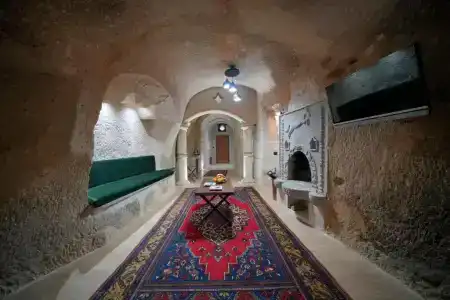 Holiday Cave - 154