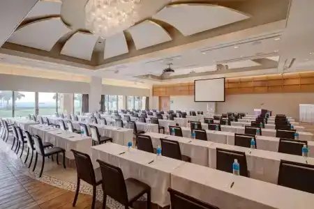 ANA InterContinental Manza Beach Resort, an IHG - 28