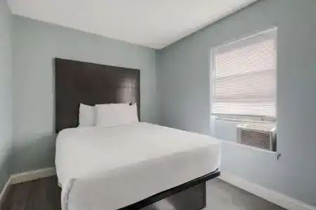 SureStay by Best Western San Antonio Riverwalk - 8