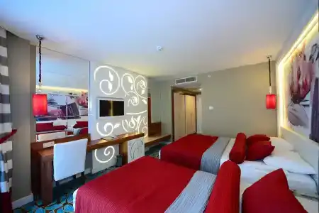 Vikingen Infinity Resort & Spa - 30