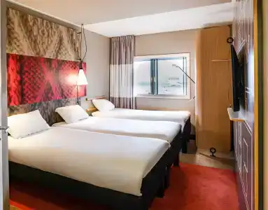 ibis Amsterdam Centre - 4