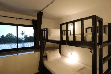 Balcony Party Hostel - Adult Only +18 - 36