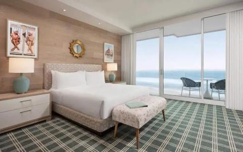 del Coronado, Curio Collection by Hilton - 161