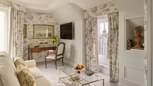 Four Seasons George v Paris - 70