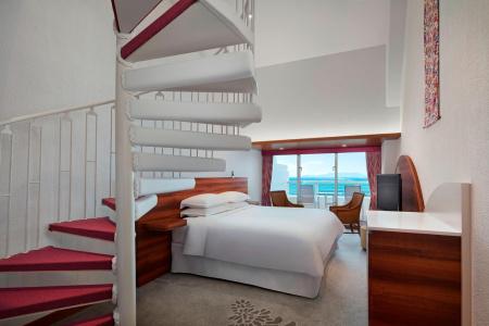 Sheraton Okinawa Sunmarina Resort - 54