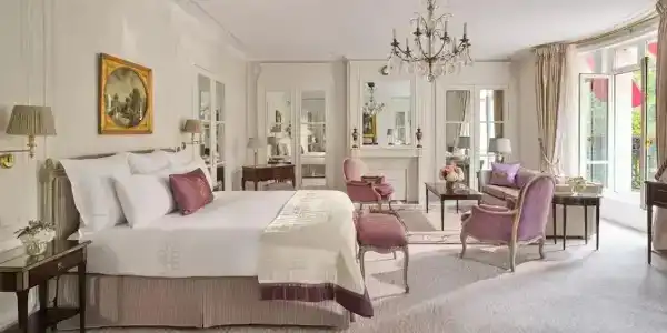 Hôtel Plaza Athénée - Dorchester Collection - 52