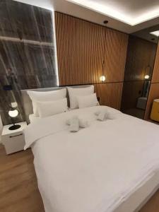 Privilege Suites by Central Park - 53