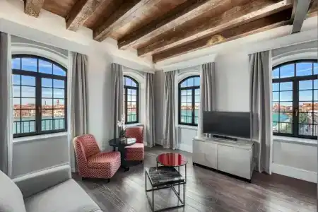 Hilton Molino Stucky Venice - 8