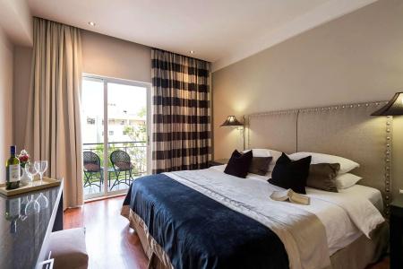 Best Western Plus Embassy - 48
