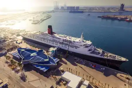 Queen Elizabeth 2 - 1