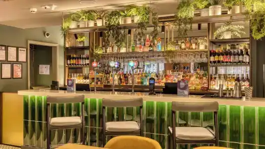 Premier Inn Tower Bridge - 16